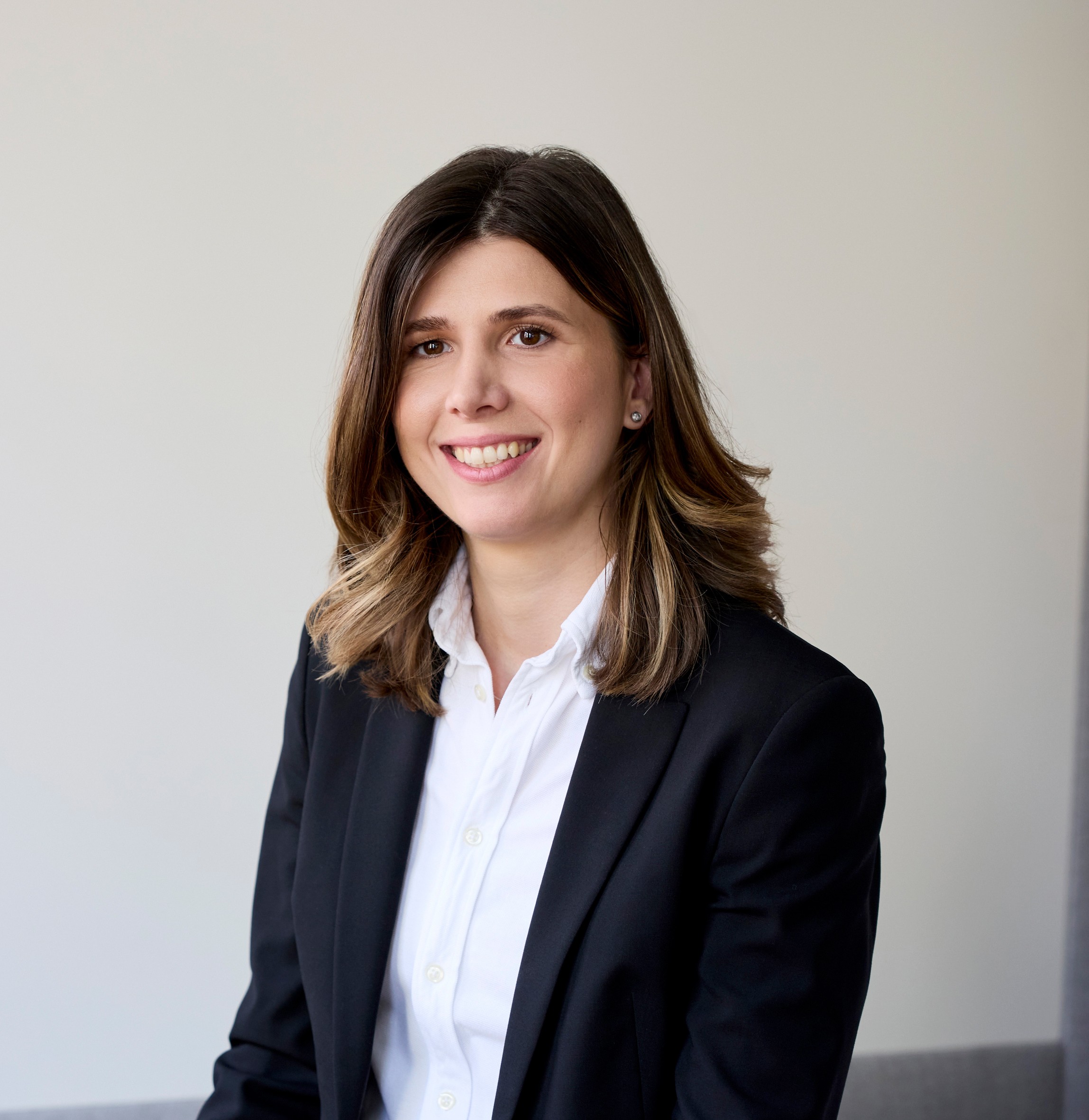 Dr. Kim Verbakel
